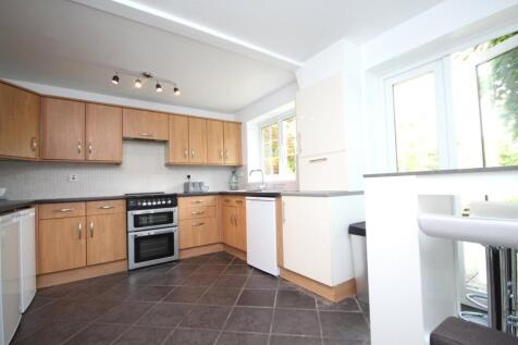 Regency Close, Chigwell, IG7 photo 4