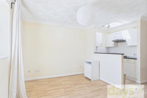 Dartmouth Mews, Cecil Place, Southsea, City Of Portsmouth photo 3