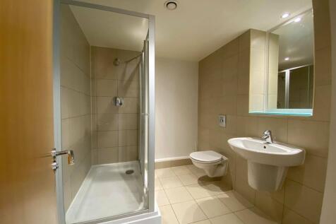 600 West One Reflect, City Centre, S1 photo 4