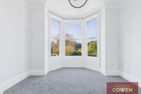 Grosvenor Crescent, Scarborough photo 4