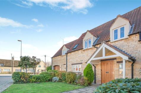 Frontage &amp; Entrance