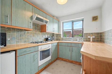 Kitchen_1.jpeg