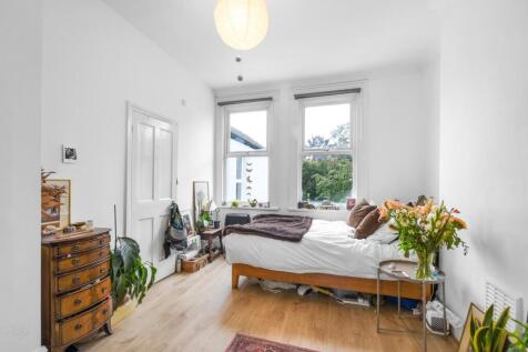 1533100065 - 82c South Croxted Road, SE21 - 15.jpg