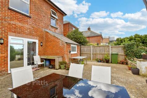 Patio / Decking