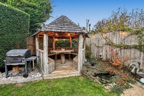 Rear Garden: