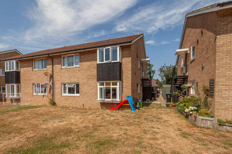 2 Bedroom Ground Floor Flat for Sale