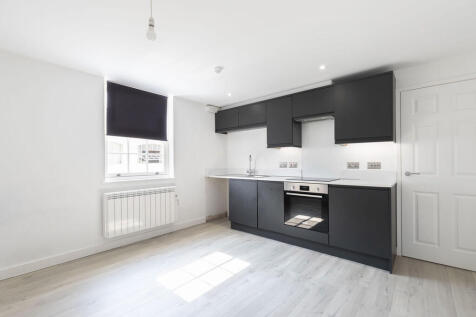Flat 3, 10E-02