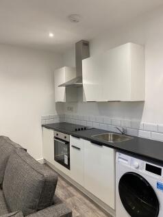 Eldon Place, Bradford, West Yorkshire, BD1 photo 4