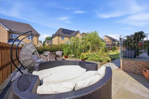 07-7_PARTRDIGE_PLACE_LENZIE_007.jpg