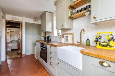 Fitted Kitchen