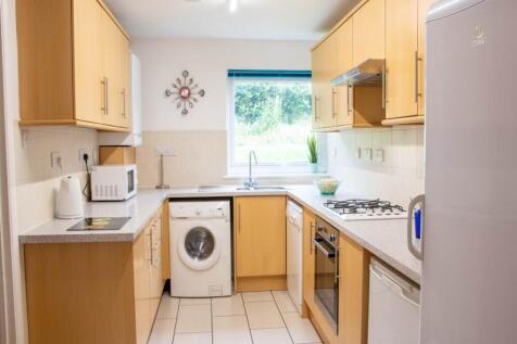 Otham Close, Canterbury, Kent photo 3