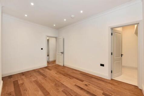 64 Queensway (8).JPG