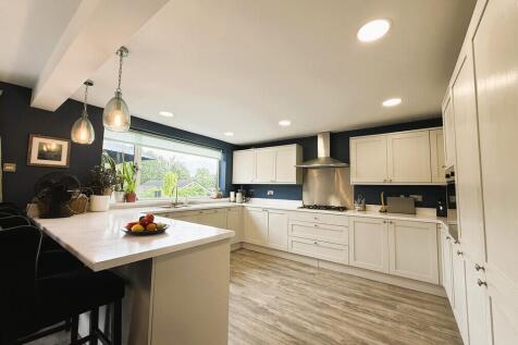 Richmond Road, Romiley, Stockport, Cheshire photo 3