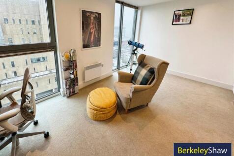 Bedroom 2 (2)