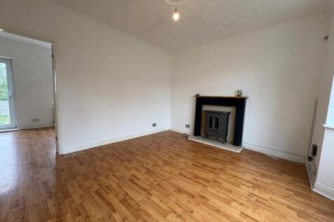 Plodder Lane, Farnworth, Bolton photo 3