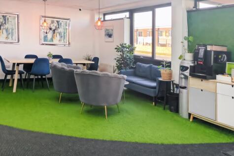 Serviced Office to rent Image 4