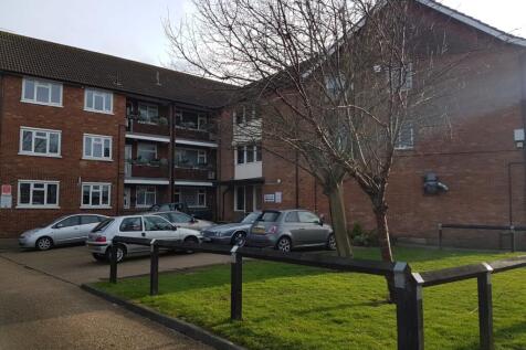 Two bedroom Theydon Bois to rent.