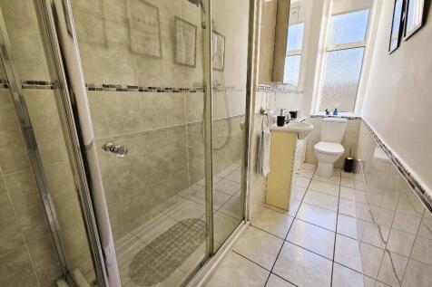 Lounsdale Road, Paisley, Renfrewshire, PA2 photo 3