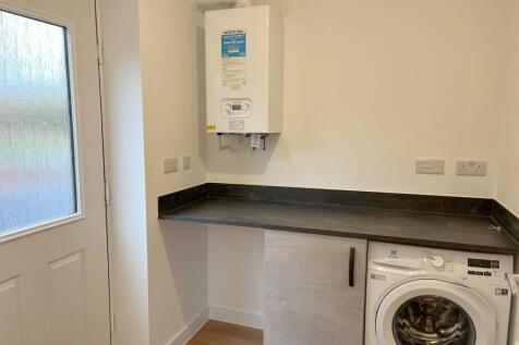 Queen Anne Drive, Derby, Derbyshire, DE22 photo 3