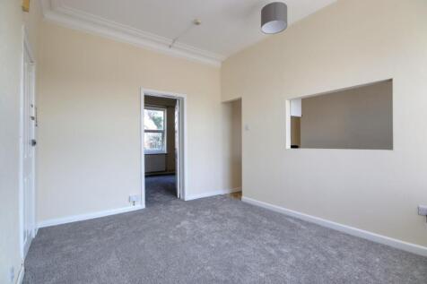 Westfield Terrace, Longford, Gloucester photo 3