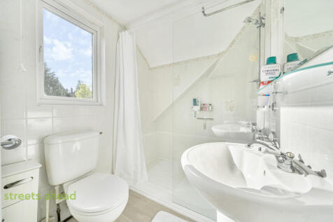 72758836-f847-40e...