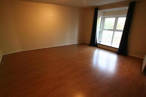 fortroyalmews,5newlounge.JPG
