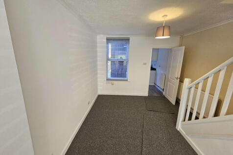 Ashton Road Luton, LU1 photo 5