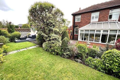 Dowson Road, Hyde, Tameside photo 3