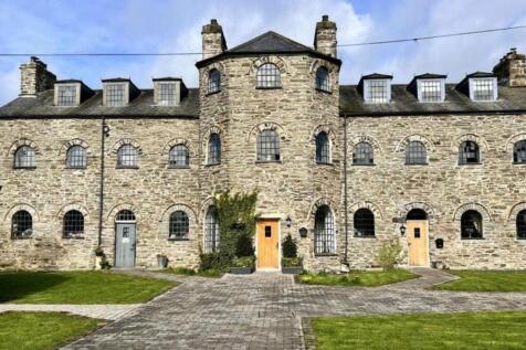 Bala, LL23 - property photo