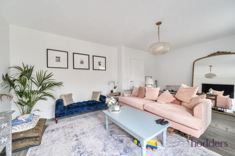 fef0616d-d070-4b5...