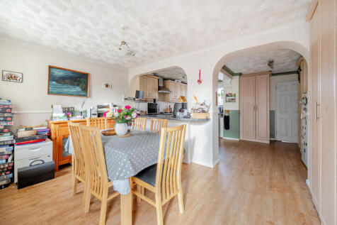 1387053-9-6932f59...