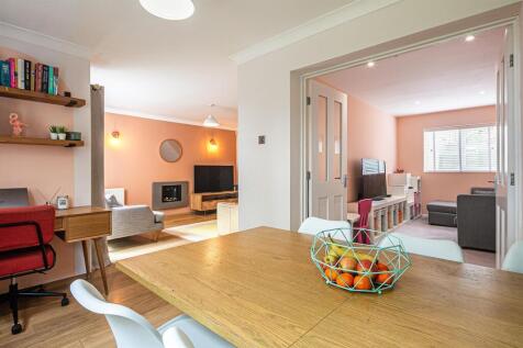 Dining through to lounge
