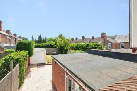 Garage &amp; Garden