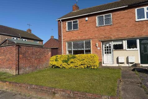 Warwick, CV34 - property photo