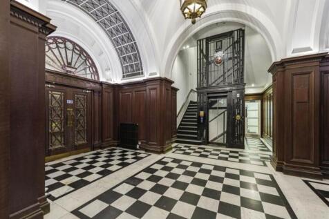 Empire hallway