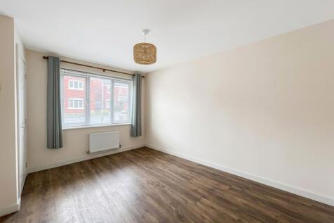Lucerne Avenue, Pershore, WR10 photo 2