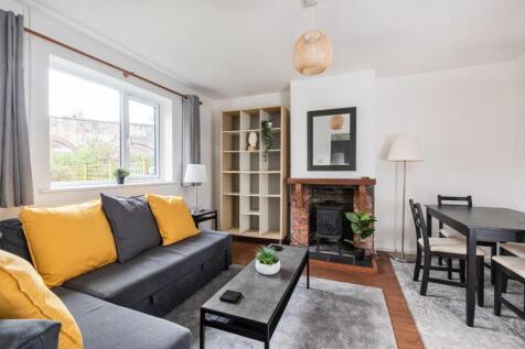 9 Spring Crescent, Widcombe, Bath BA2 4HZ-2.jpg