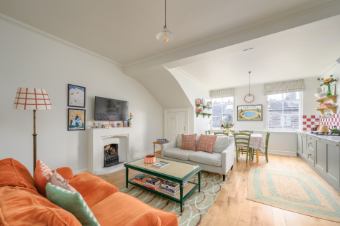 Living Room / Kitchen