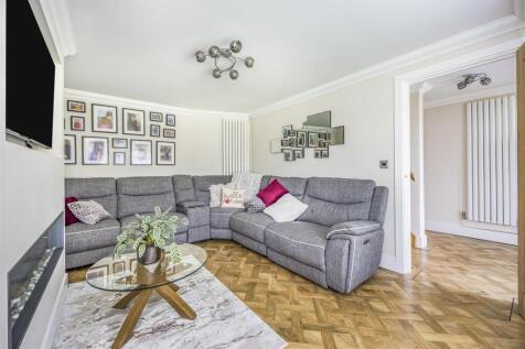 82 Cunningham Road, Waterlooville-PorticoMarketing