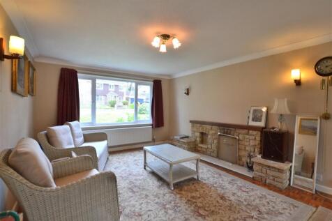 Living room.JPG