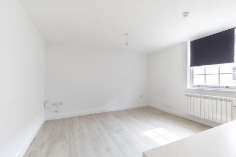 Flat 3, 10E-05