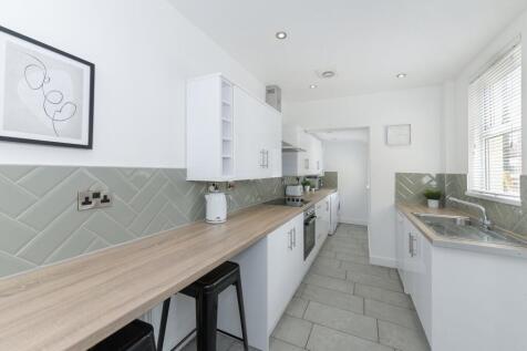 Woodborough Road, Nottingham, NG3 photo 2