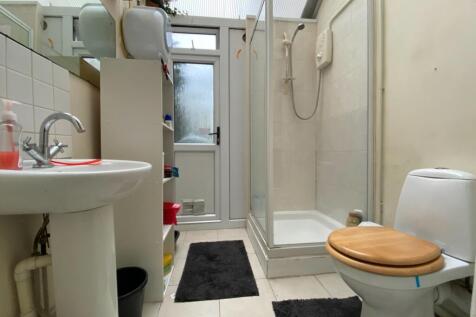 19 Colum Road flat 1 Jan 22 (4)
