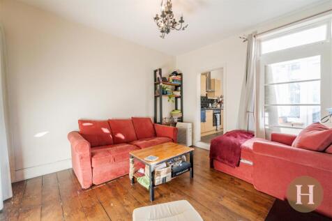 Hadleigh Estate Agents-16.jpg