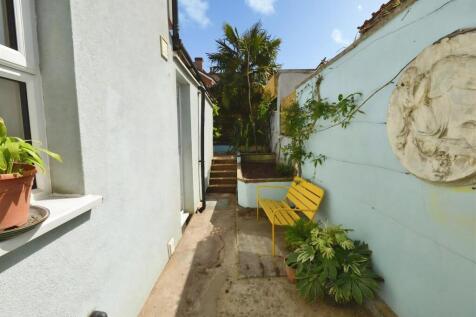 175f989d-Garden.jpg