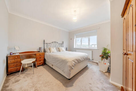 1381307-9-6915fe9...