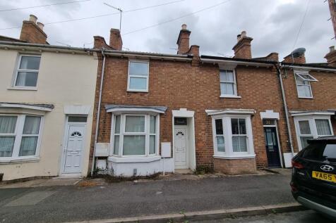 3-bed terraced on 29 Clapham Terrace, Leamington Spa, £2,295/mo