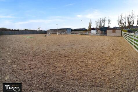 CAM02176G0-PR0427...