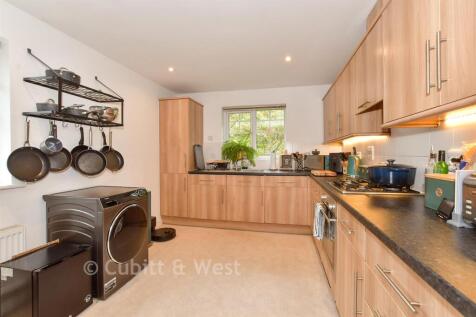 Lounge/Kitchen