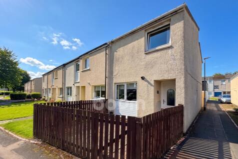 Culzean Place, Kilwinning two bedroom end terraced